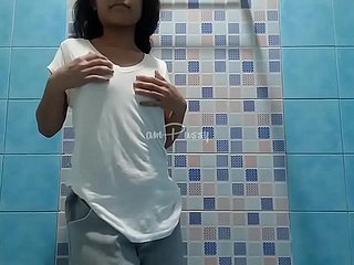 Charming teen Filipina takes shower