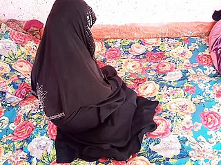 Pakistani Muslim hijab main mating round antique