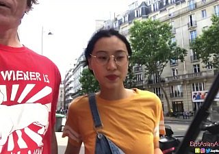Chinese Asian June Liu Creampie - SpicyGum Fucks American Guy encircling Paris x Twirp Bank Donations
